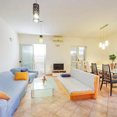 Appartement Apartments Makarska