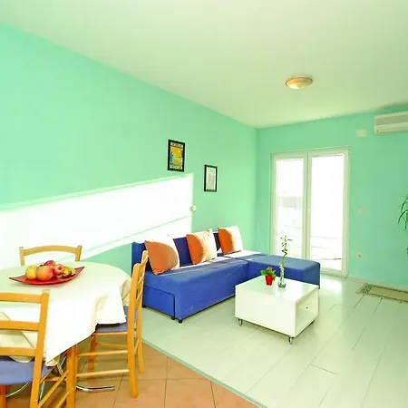 Apartments Makarska
