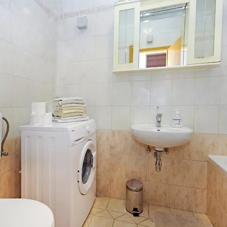 Apartments Makarska 公寓 *