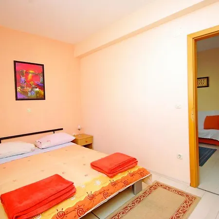 Apartment Apartments Makarska
