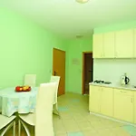 Apartments Makarska Daire