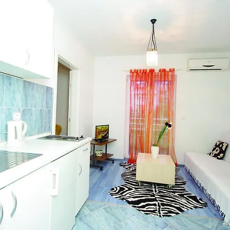 Apartments Makarska Διαμέρισμα *