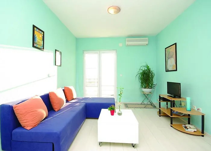 公寓 Apartments Makarska 马卡尔斯卡