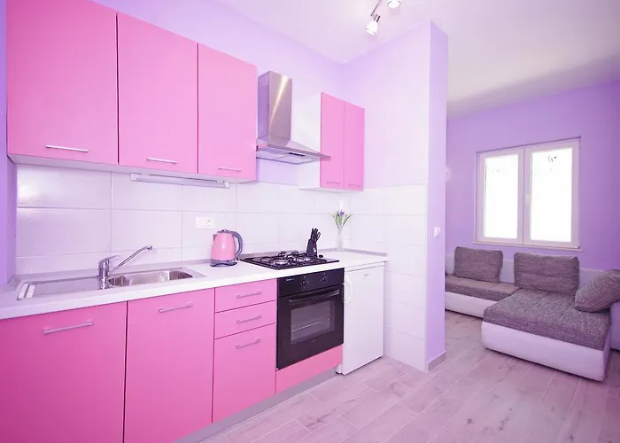 公寓 Apartments Makarska 马卡尔斯卡